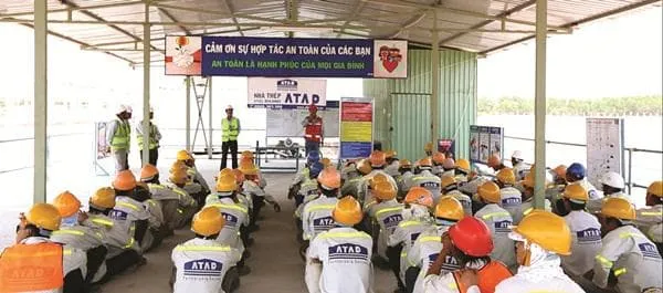 Nghị định 95/2013/NĐ-CP quy định xử phạt vi phạm trong xuất khẩu lao động