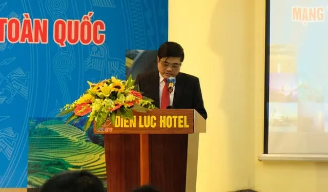 Trao giải trong cuộc thi 